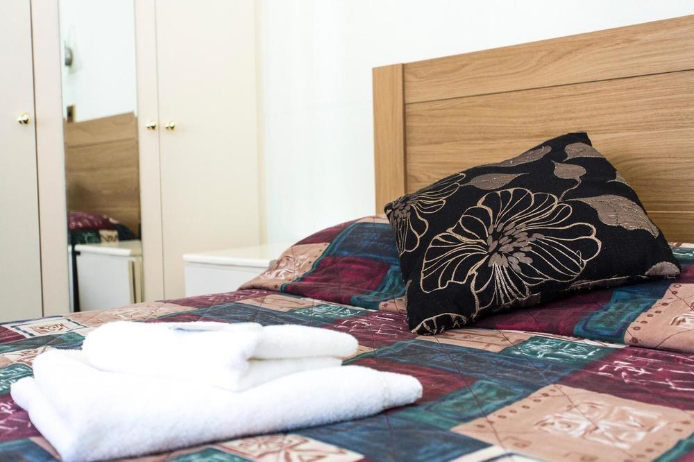Oyo Ridgeway Hotel Chingford Ngoại thất bức ảnh
