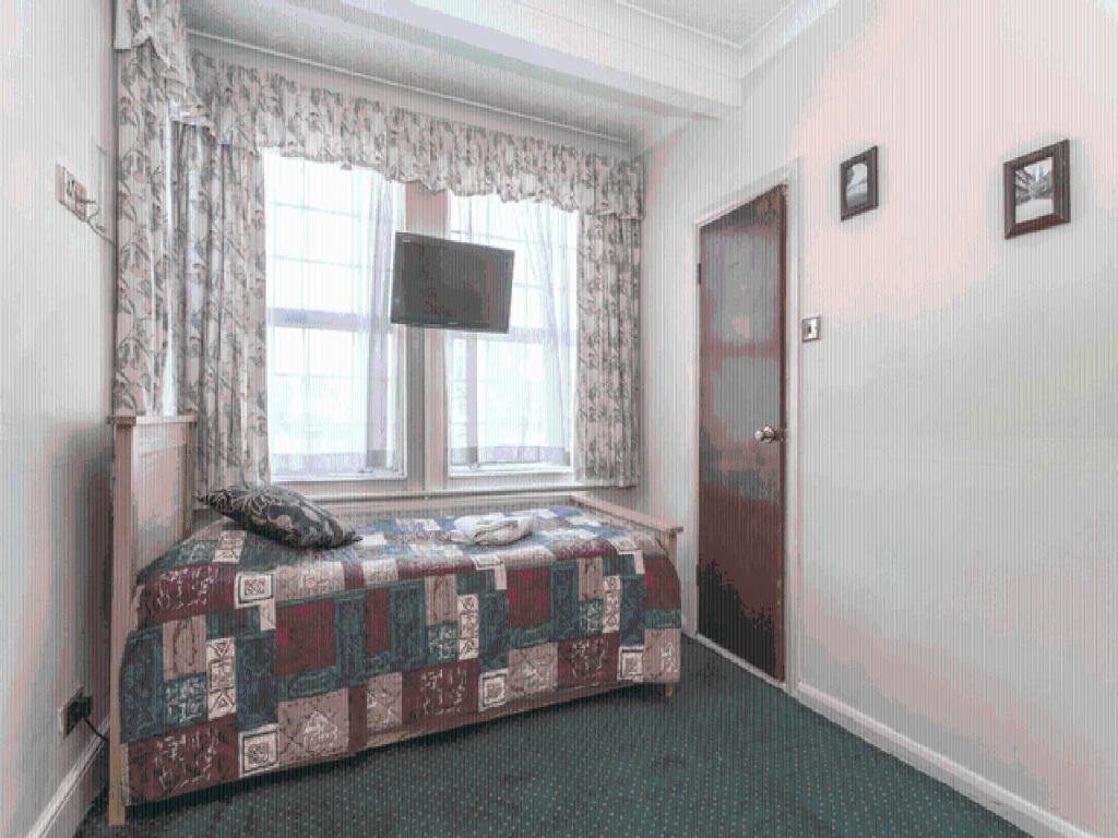 Oyo Ridgeway Hotel Chingford Phòng bức ảnh