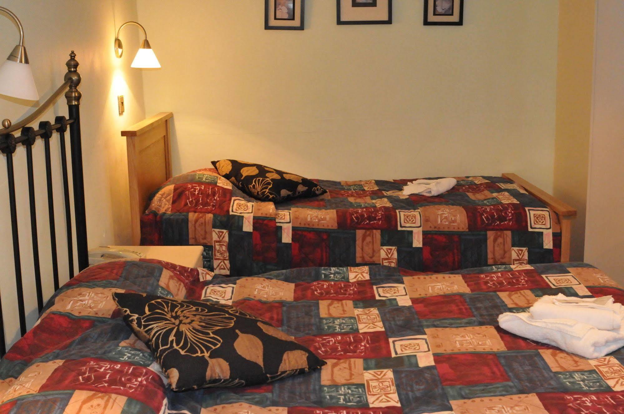 Oyo Ridgeway Hotel Chingford Ngoại thất bức ảnh