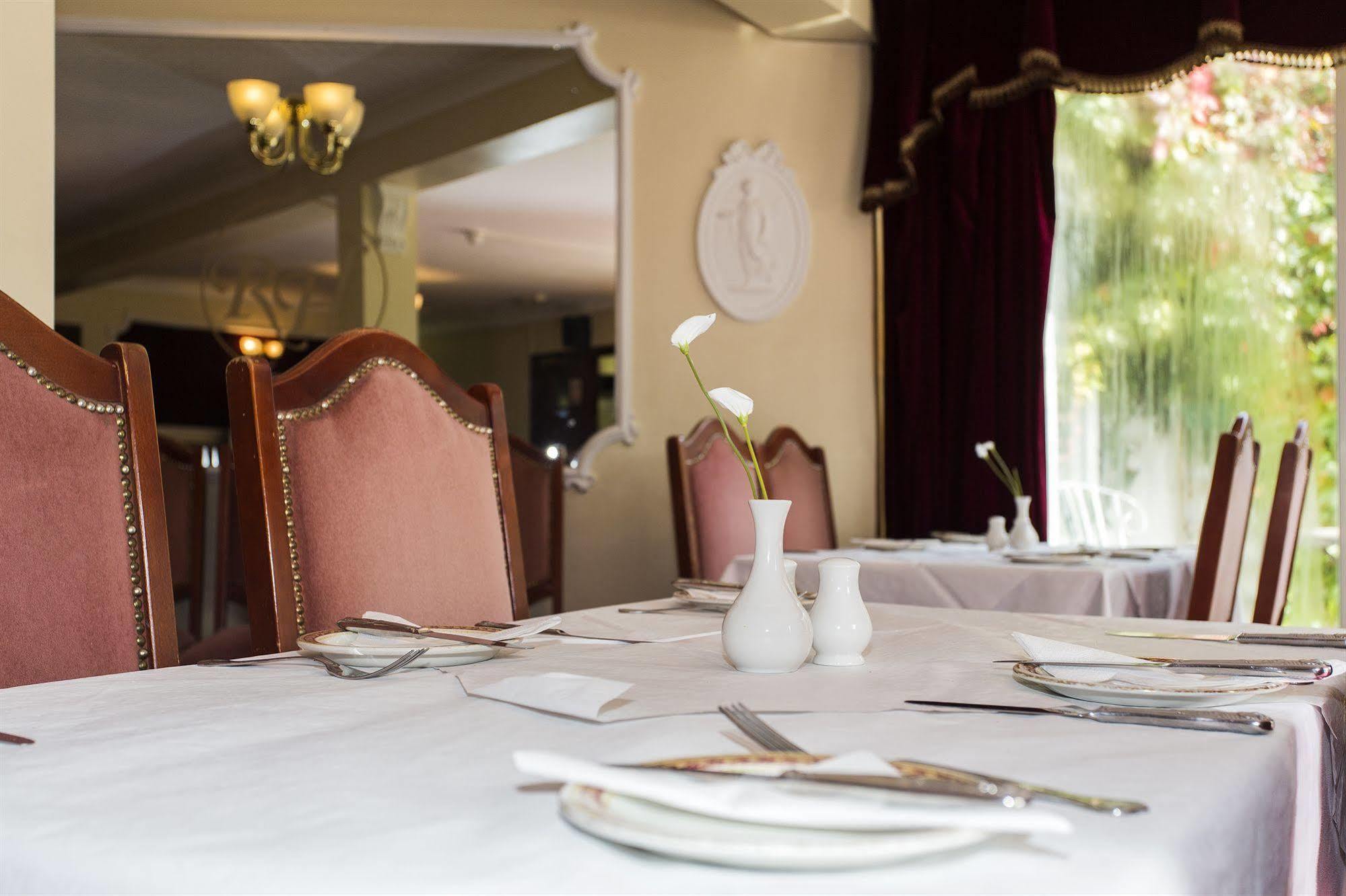 Oyo Ridgeway Hotel Chingford Ngoại thất bức ảnh